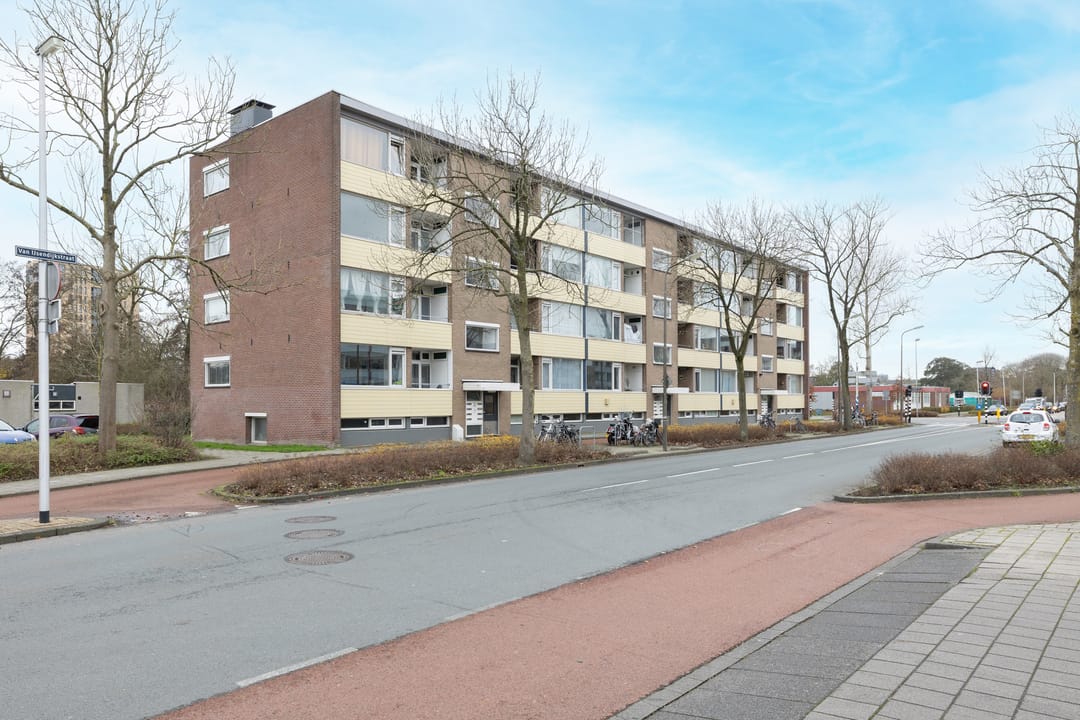Photo 43 of Van IJsendijkstraat 48