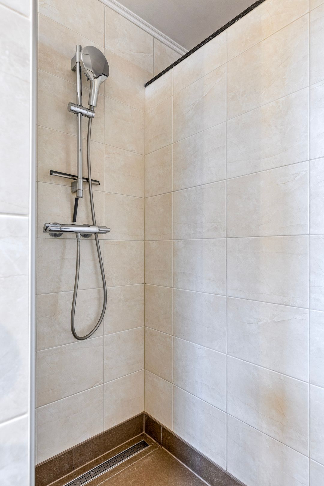 Photo 28 of Holstraat 7