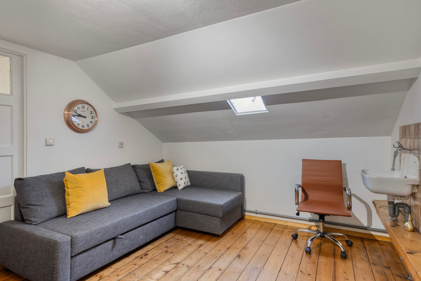 Photo 34 of Holstraat 7