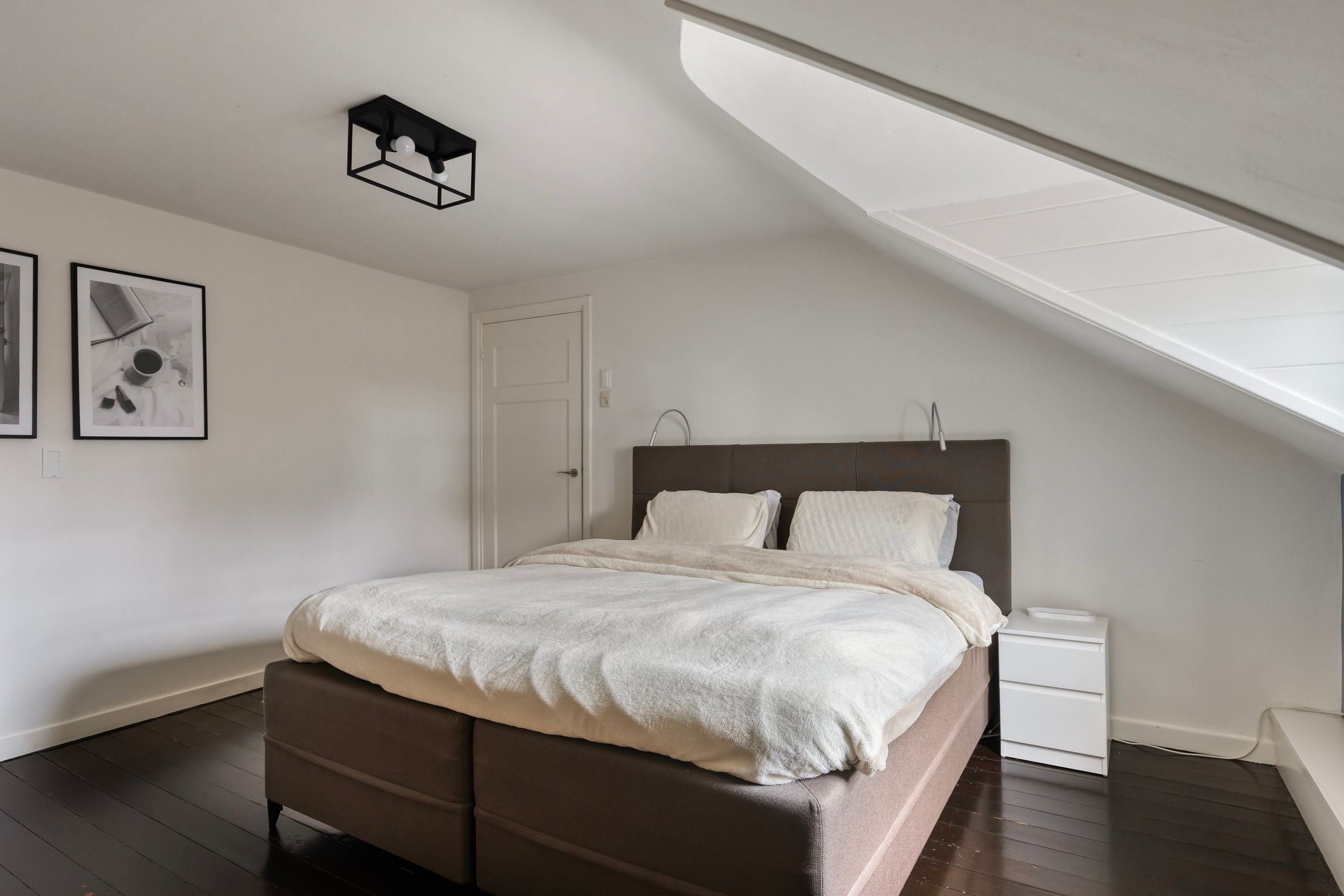 Photo 39 of Holstraat 7