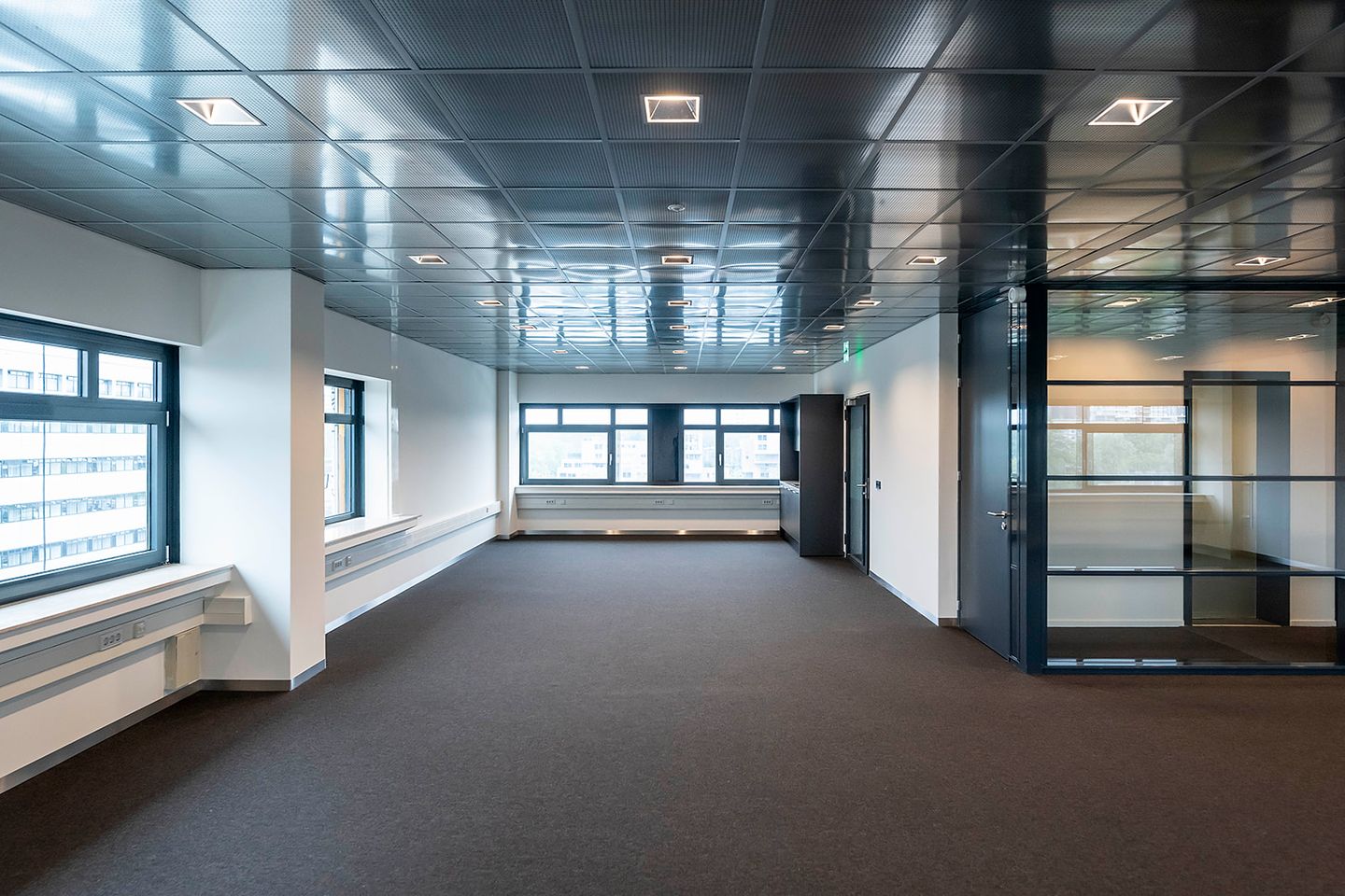 Bekijk foto 3 van Arent Janszoon Ernststraat 595-A