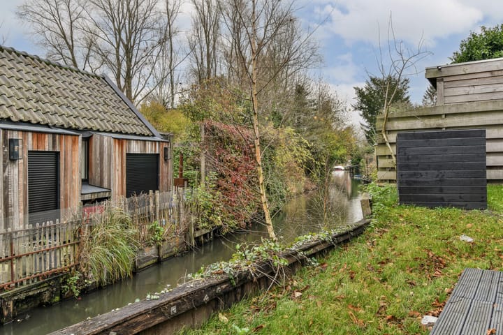 Foto 11 van Oostzanerdijk 28-A