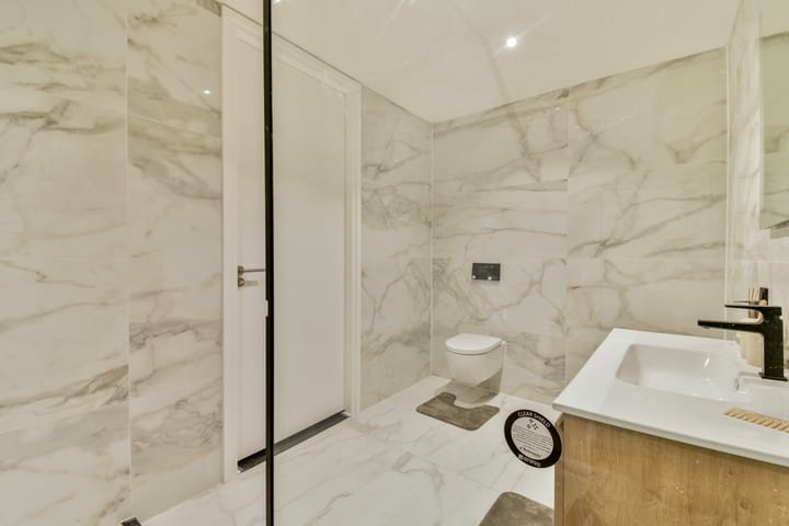 Foto 18 van Oostzanerdijk 28-A