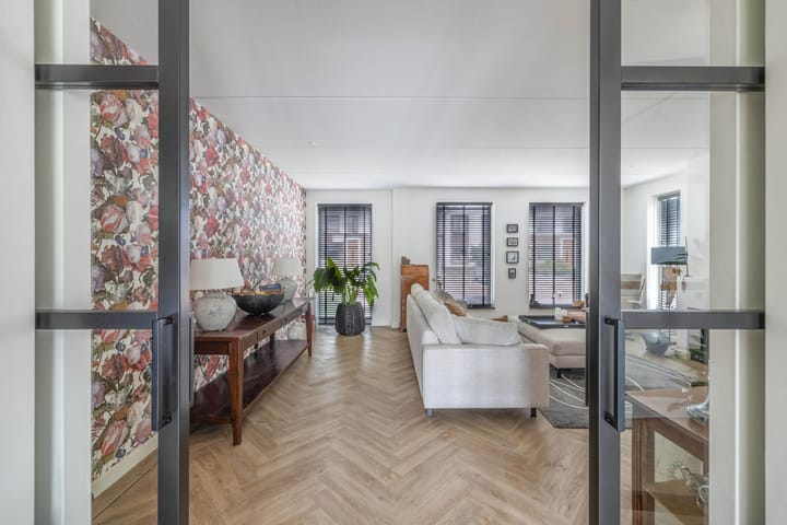 Photo 9 of Cornelis Lelyhage 1