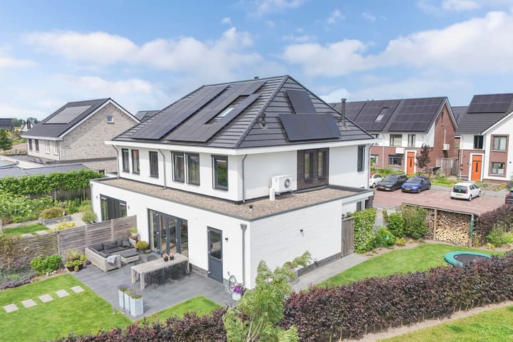 Photo 34 of Cornelis Lelyhage 1