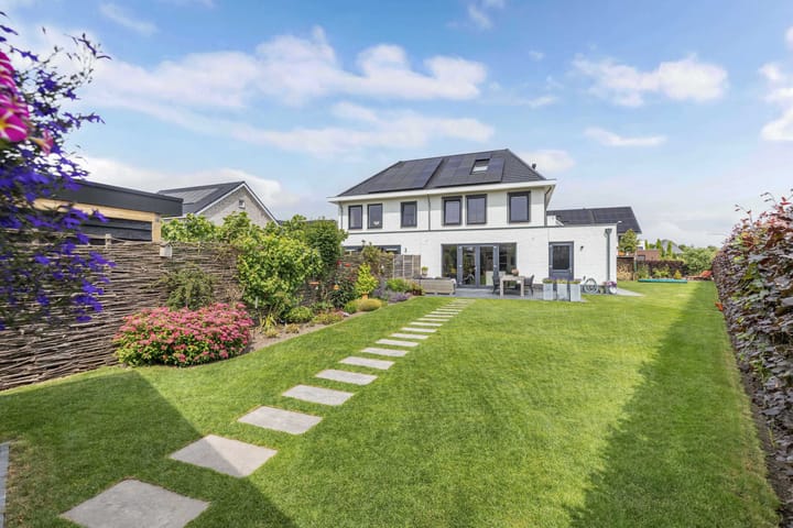 Photo 35 of Cornelis Lelyhage 1