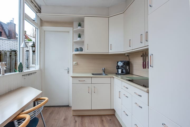 Photo 8 of Neptunusstraat 40