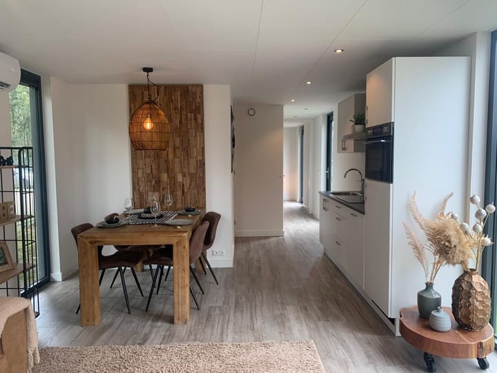 Photo 18 of De Weerd 92-D1