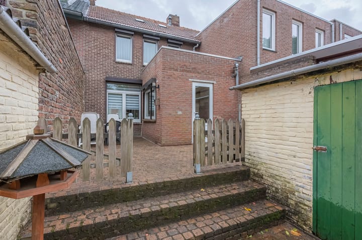 Foto 24 van Heiveldplein 26