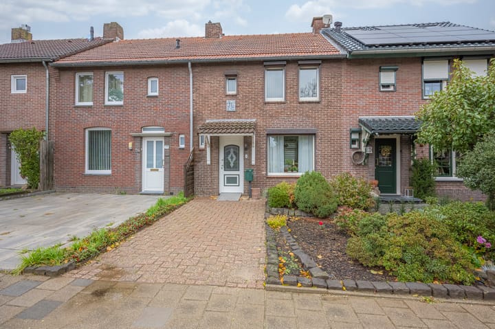 Foto 32 van Heiveldplein 26