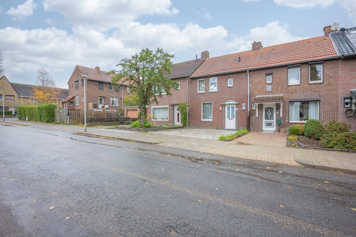 Foto 33 van Heiveldplein 26