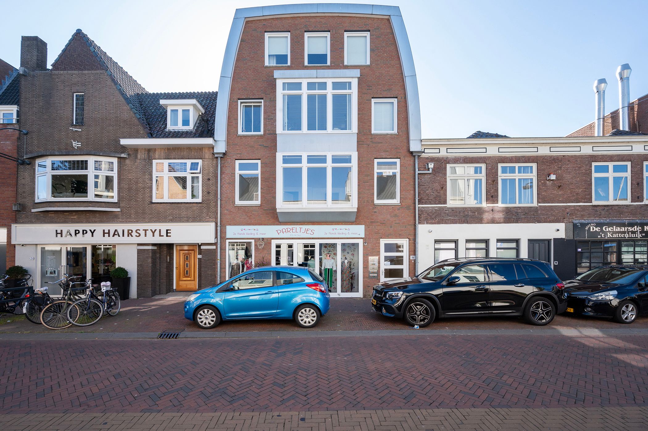 Photo 24 of Hooftstraat 75-A