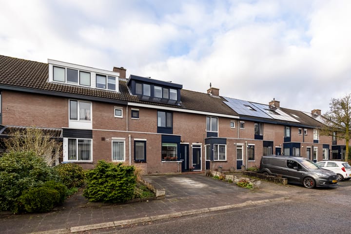 Foto 34 van Claverenbladstraat 124