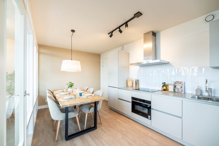 Foto 3 van Ungerplein 2-B12