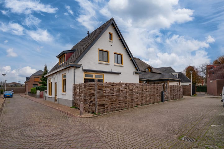 Photo 9 of Smidstraat 18