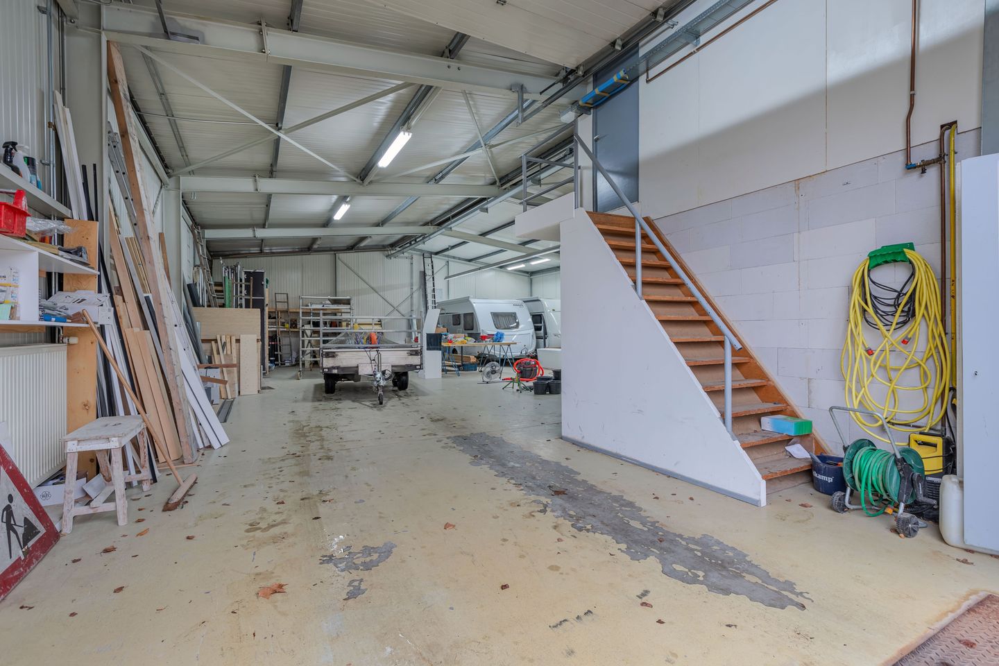 Bekijk foto 2 van Werktuigenweg 22