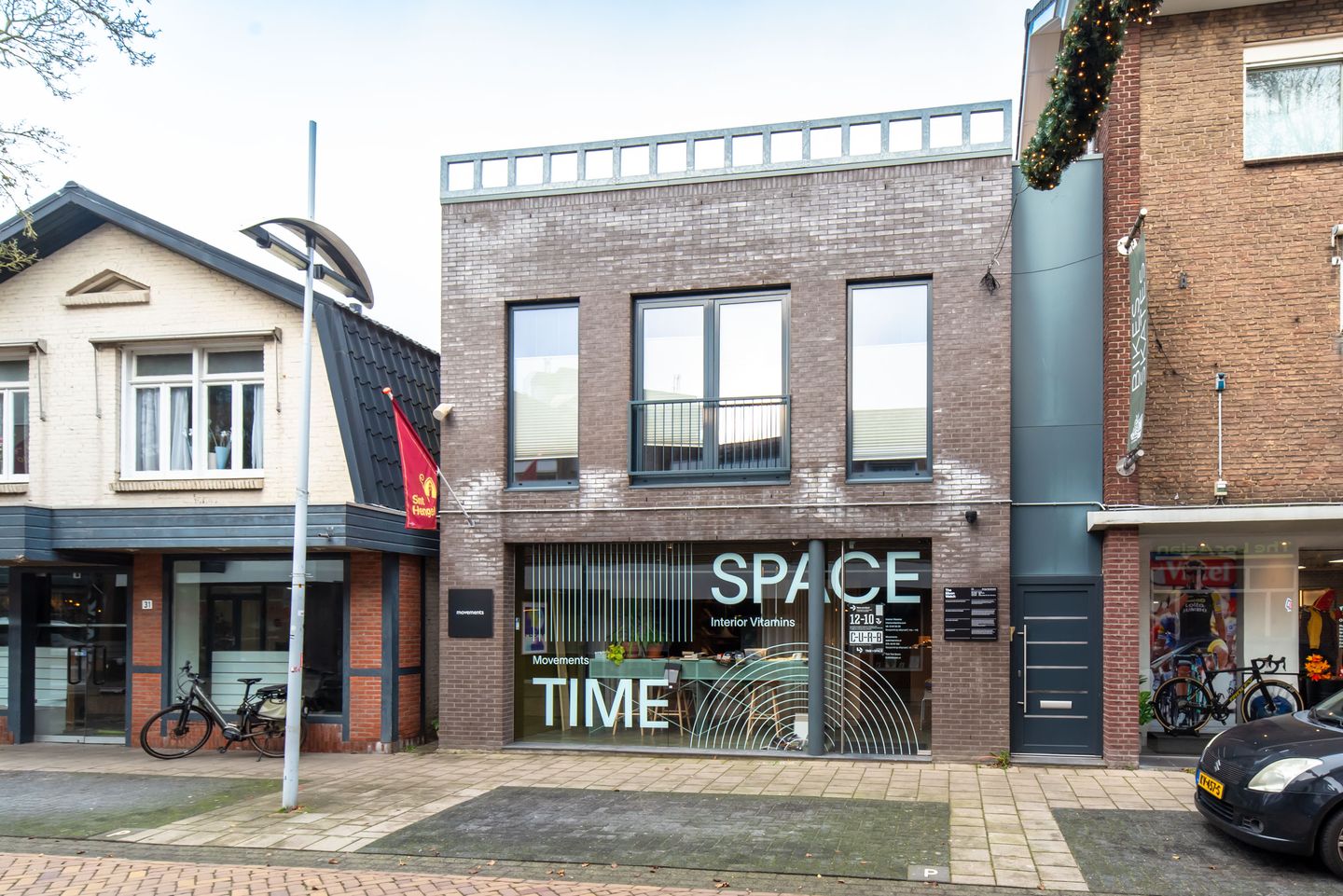 View photo 2 of Drienerstraat 33