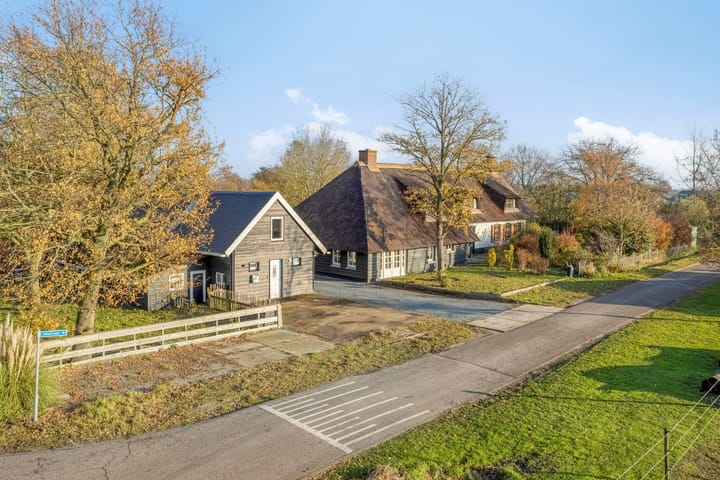 Foto 2 van Biezenstraat 7