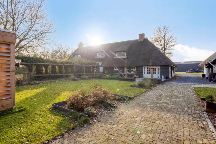 Foto 56 van Biezenstraat 7