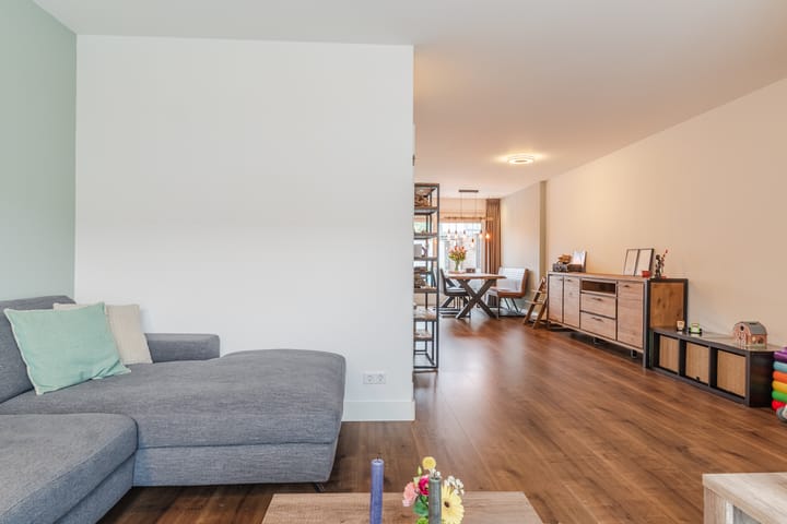 Photo 7 of Ledeackerstraat 13