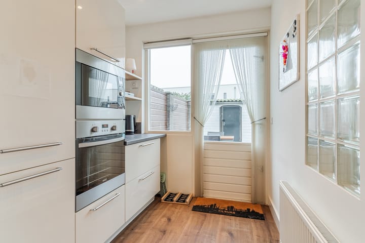 Photo 17 of Ledeackerstraat 13