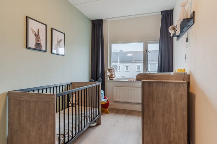 Photo 23 of Ledeackerstraat 13