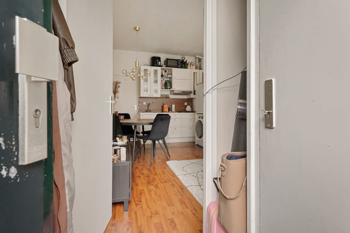 Foto 25 van Annastraat 8