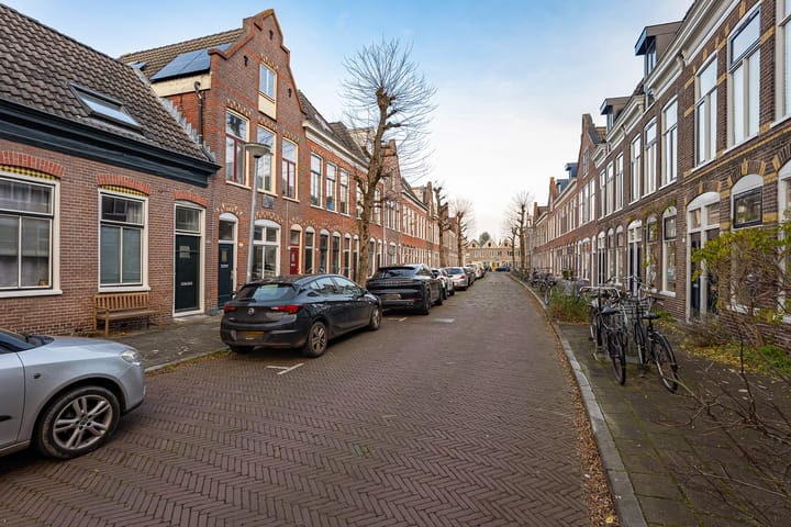 Foto 28 van Annastraat 8