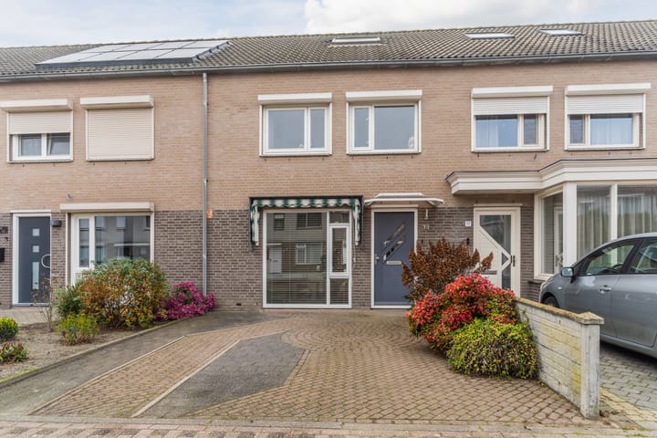 Photo 44 of Ledeackerstraat 13