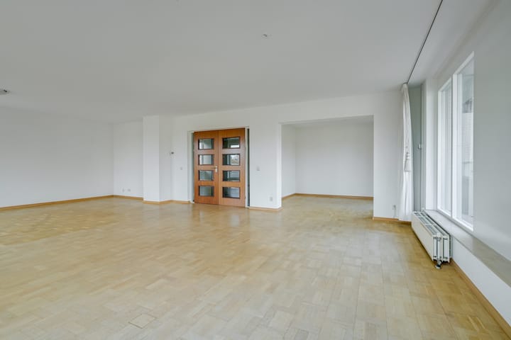 Photo 17 of Laurenspark 70