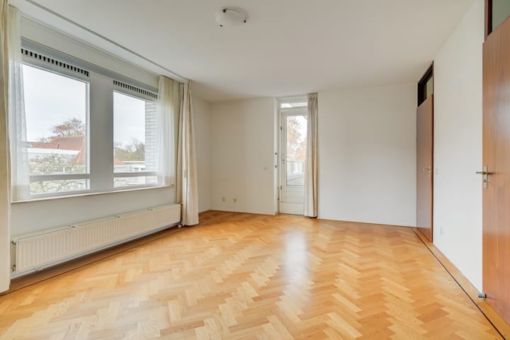 Photo 36 of Laurenspark 70