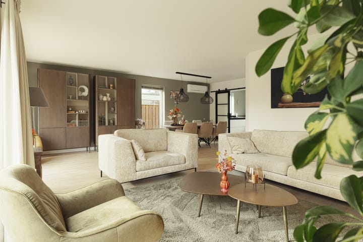 Foto 15 van Adriana van Roonhof 45