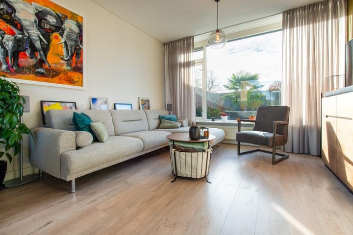 Foto 6 van Paus Joanneslaan 4