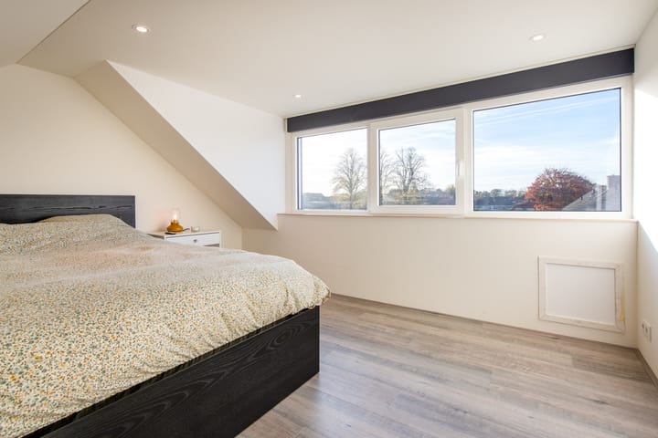 Foto 24 van Paus Joanneslaan 4