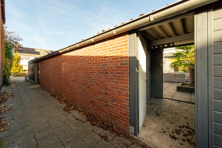 Foto 34 van Paus Joanneslaan 4