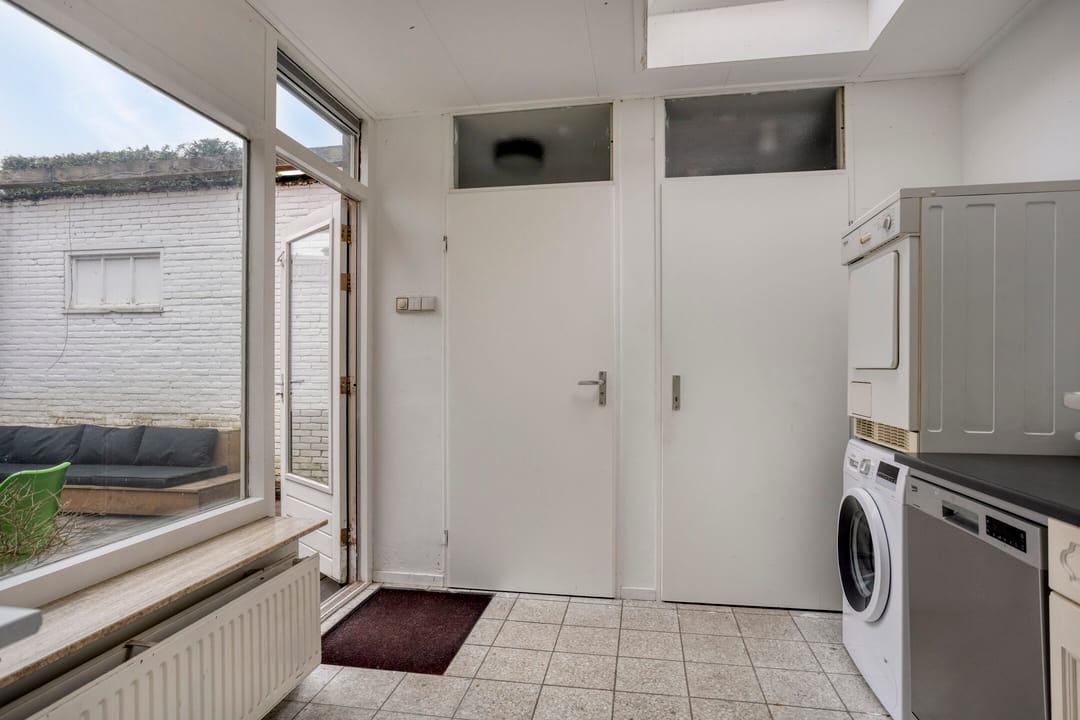 Photo 13 of Heemskerkstraat 10