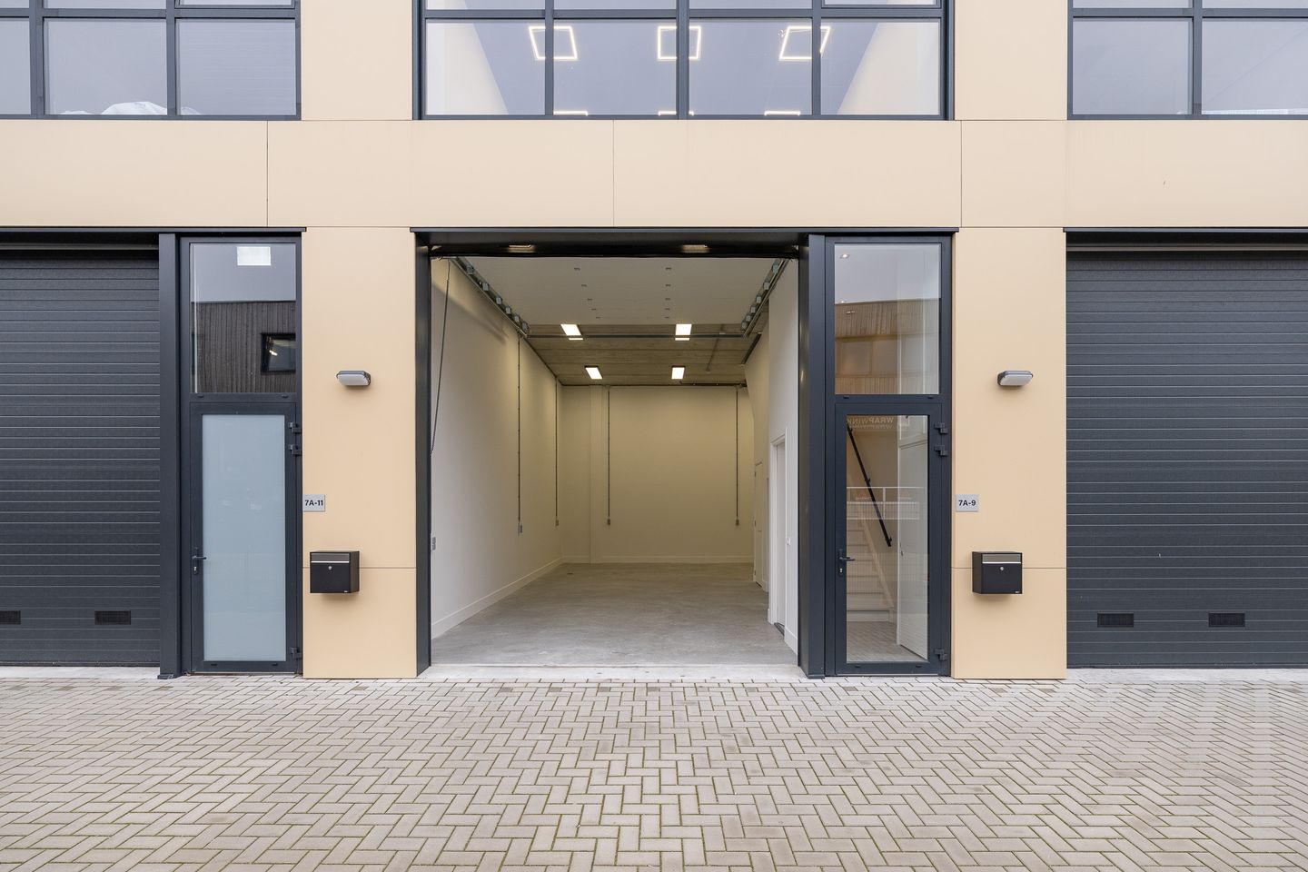 View photo 4 of Smitspol 7-a9