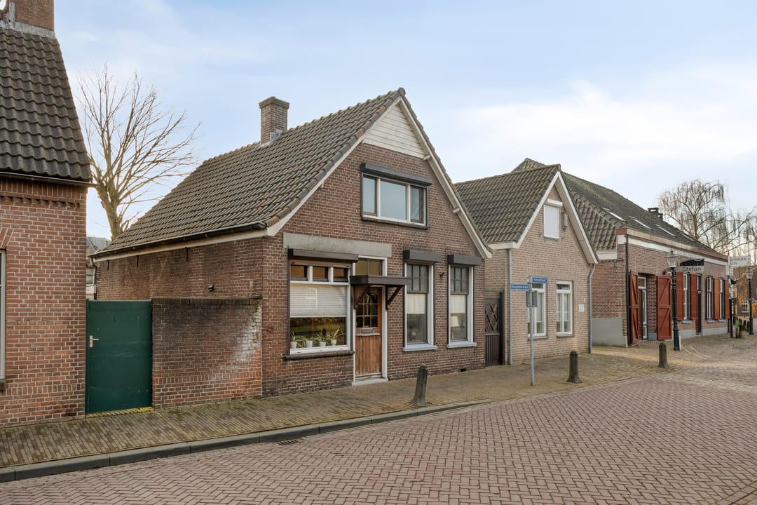 Photo 37 of Kloosterstraat 1