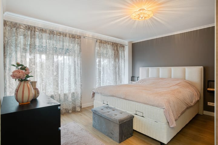 Foto 20 van Stationsweg West 12-A