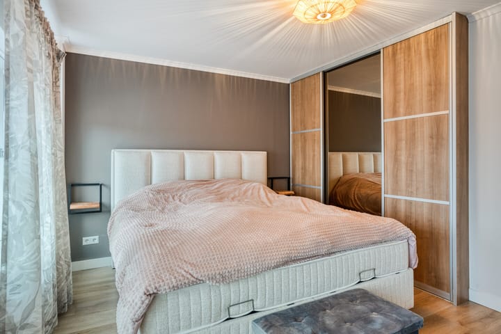 Foto 21 van Stationsweg West 12-A