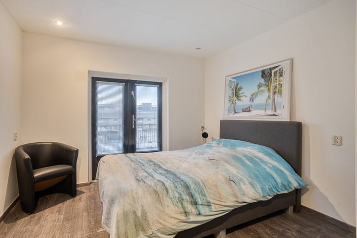 Foto 23 van Stationsweg West 12-A