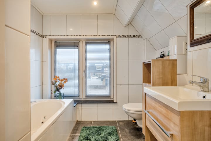 Foto 26 van Stationsweg West 12-A