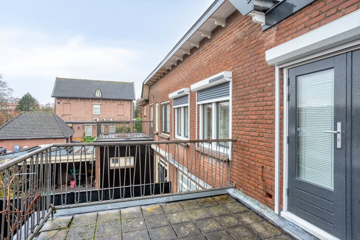 Foto 28 van Stationsweg West 12-A