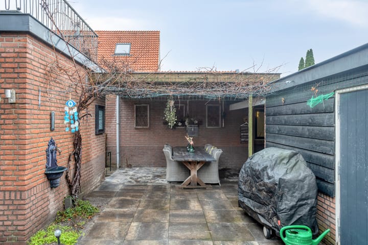 Foto 34 van Stationsweg West 12-A