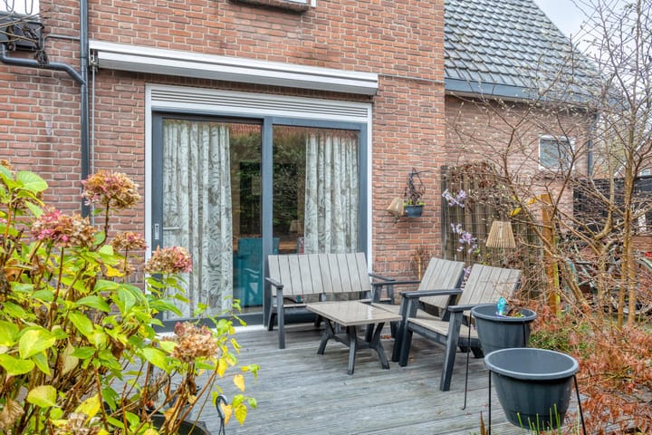 Foto 40 van Stationsweg West 12-A