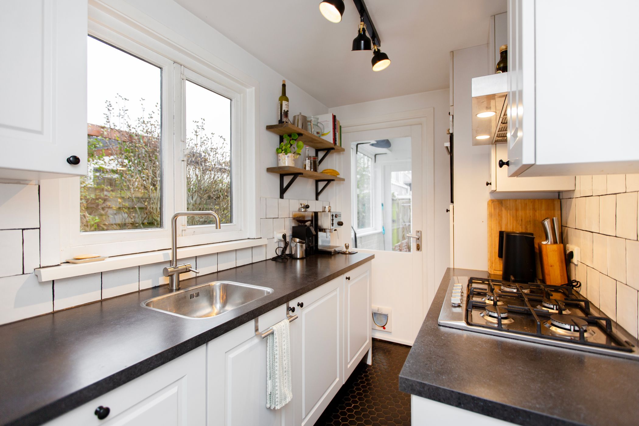 Photo 12 of F. Koolhovenstraat 57