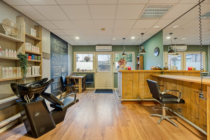 Foto 44 van Stationsweg West 12-A