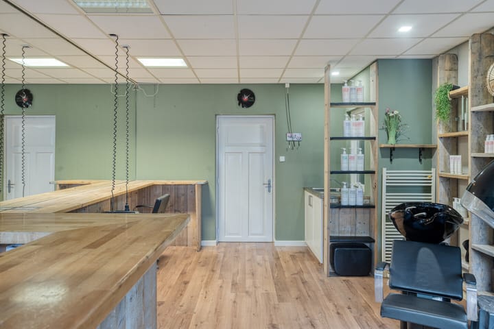 Foto 46 van Stationsweg West 12-A