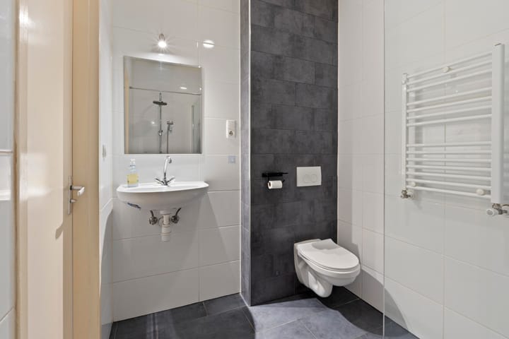 Photo 16 of Boergoensestraat 39-C