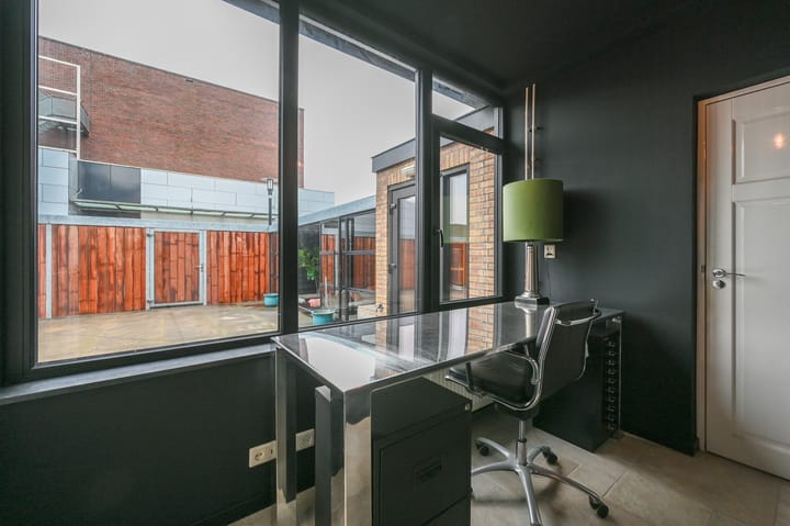 Foto 21 van Willem III straat 24